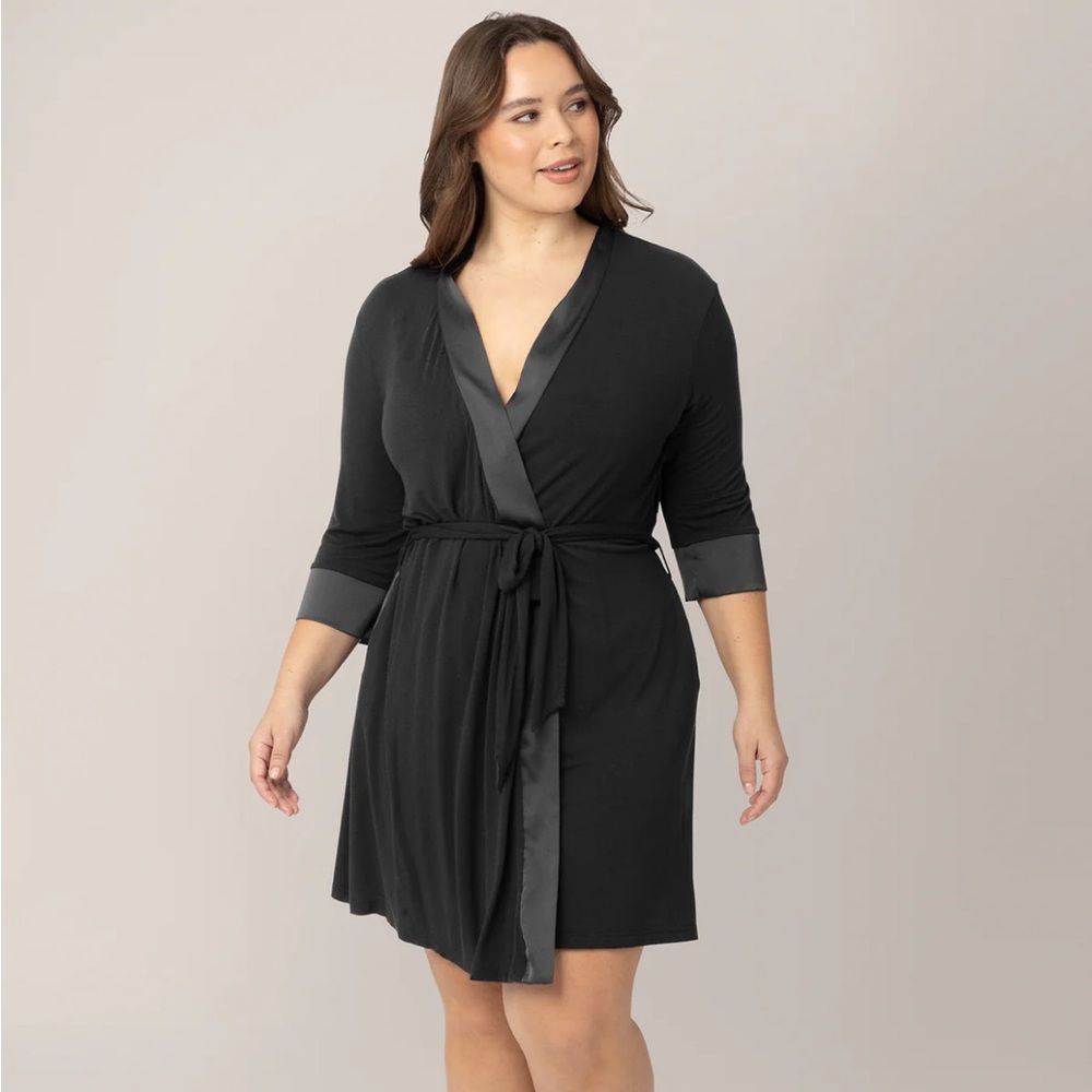 Kindred Bravely Emmaline Robe excellent condition black S/M